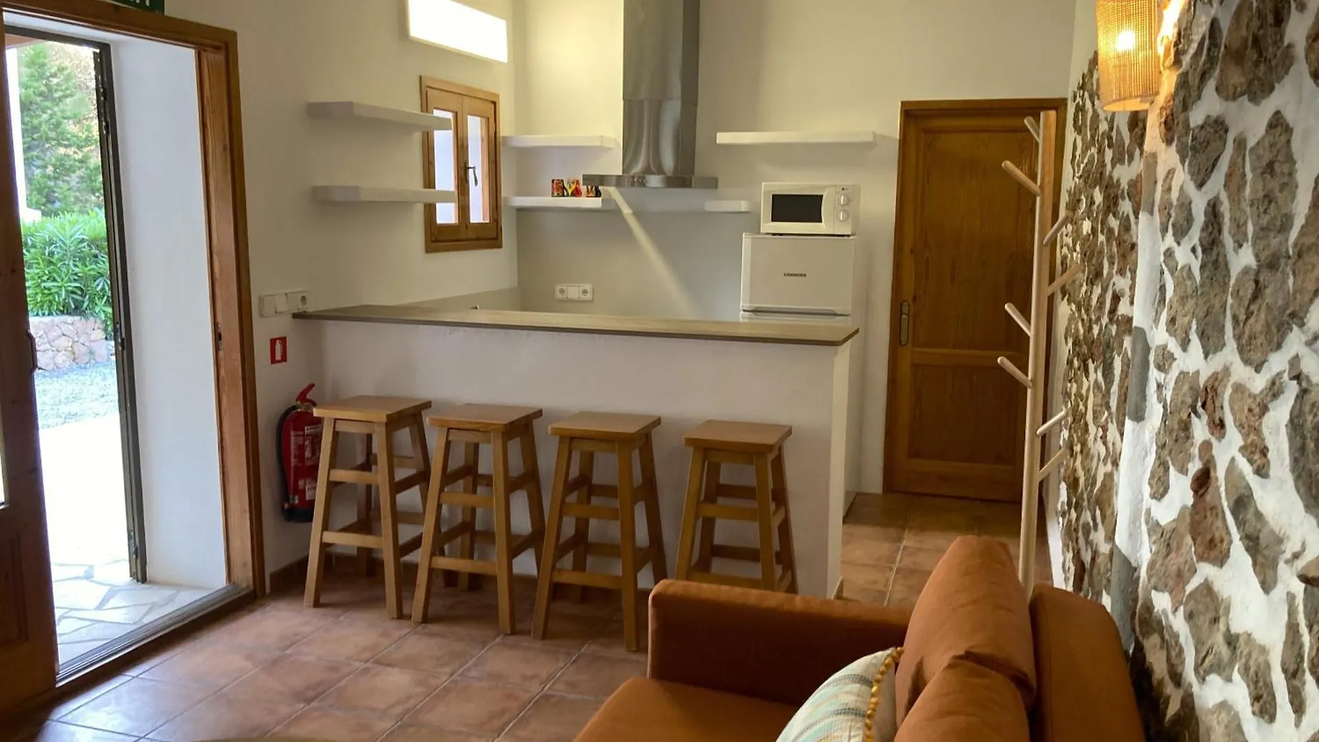 Apartamentos Pinosol Santa Eulària des Riu Apartment