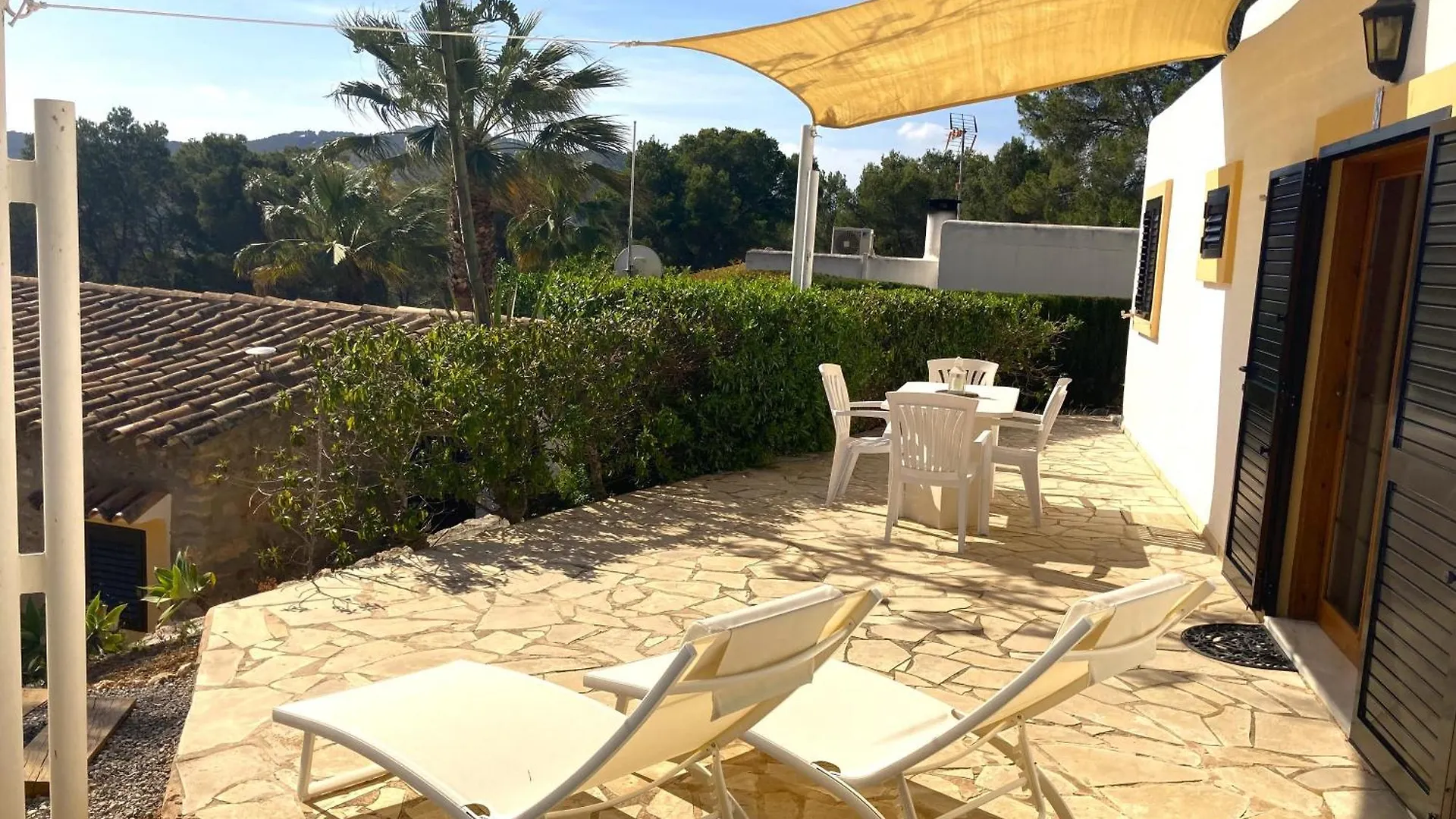 Apartamentos Pinosol Santa Eulária des Riu