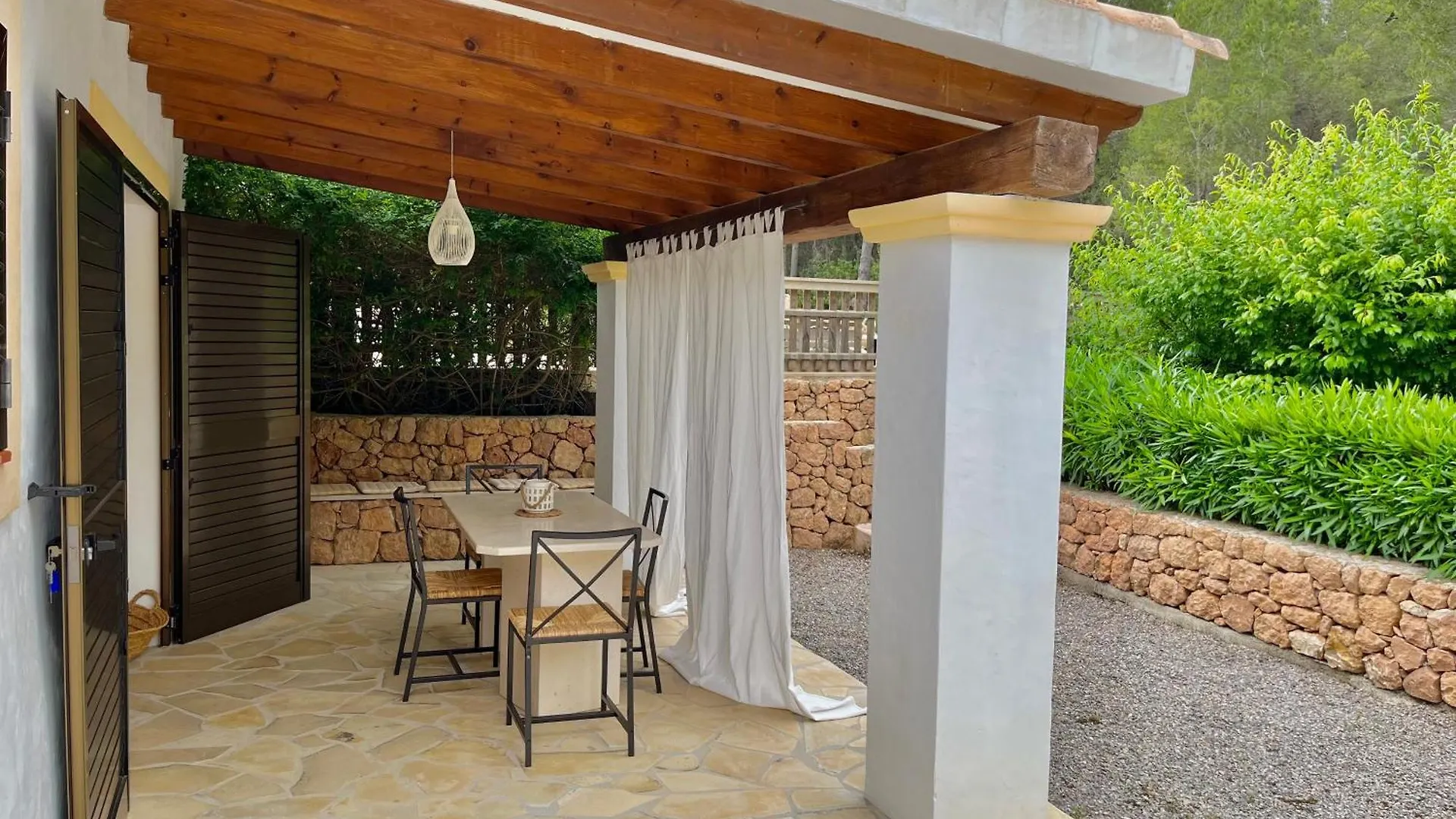 Apartamentos Pinosol Santa Eulária des Riu